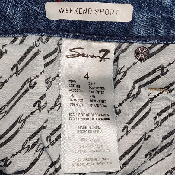 Seven7 Shorts Women’s  Blue Denim Weekend Short Embroidered Floral Sizes 4 - Picture 7 of 10